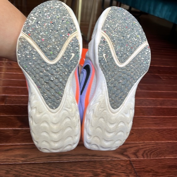 NIKE Run Flow kids shoes - Picture 12 of 14